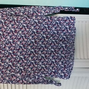 Floral red, white and blue top